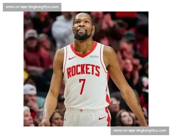 杜兰特与萌娃石头剪子布两连胜，暖心互动萌翻全场