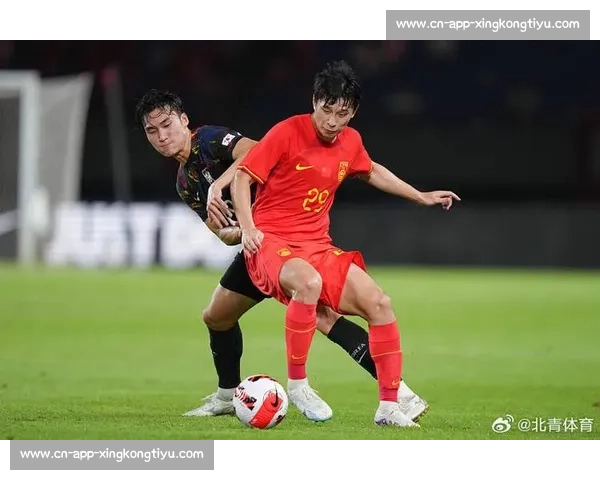 巴顿时隔四年重返国足！边路多面手或成佩家军战术奇兵