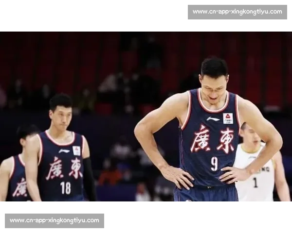杨瀚森 NBA 首秀，易建联复出之路再陷迷雾